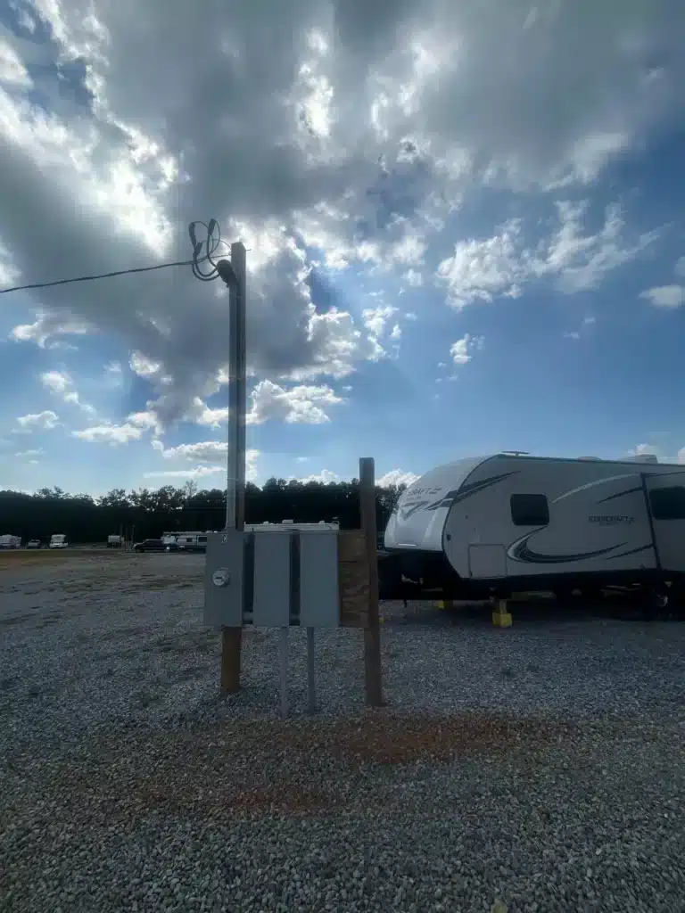 rv park near saks al